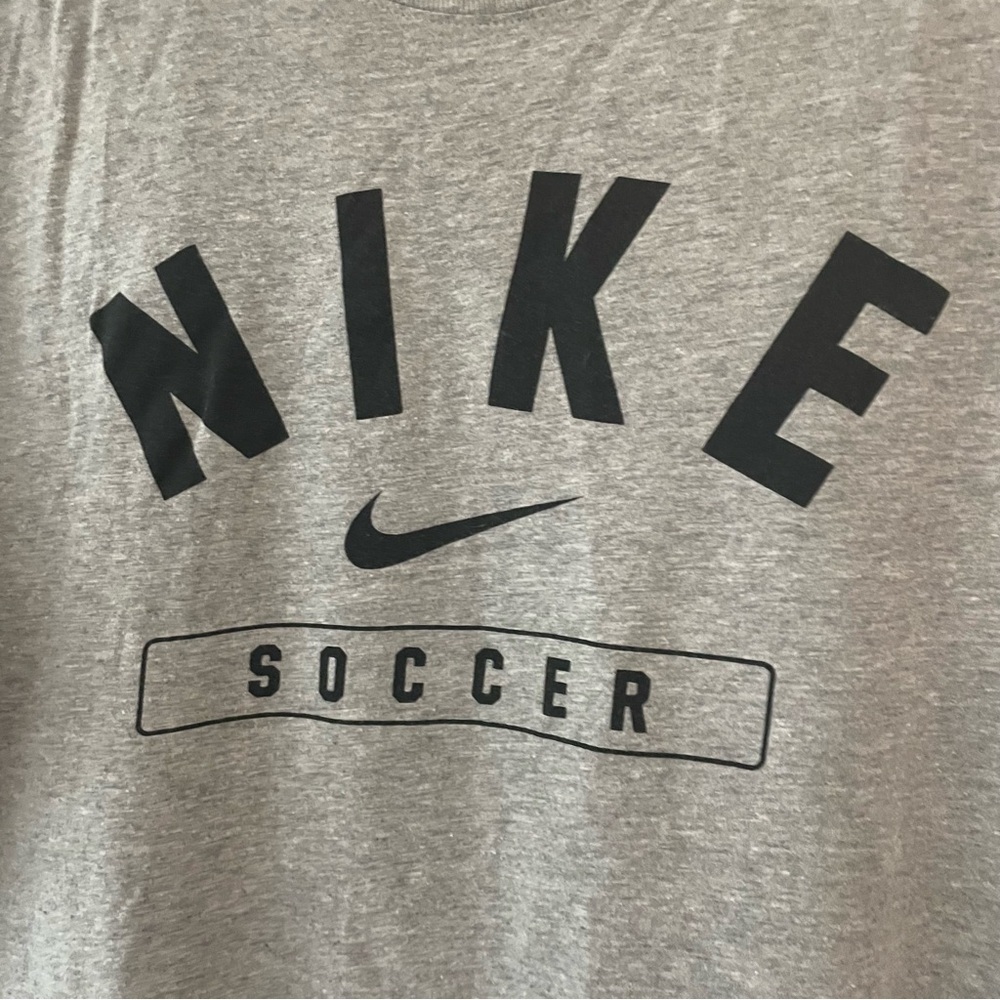 Nike soccer ⚽️. Men's Gray Short Sleeve Tee size small - Picture 2 of 8
